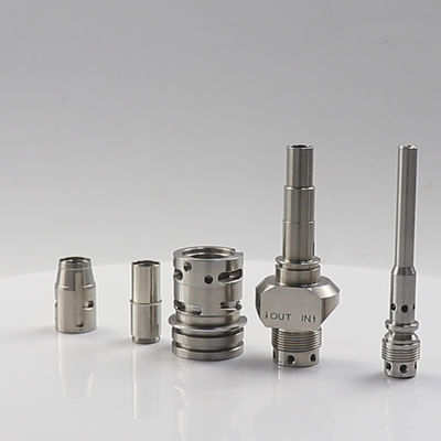 Твердость частей CNC изготовленного на заказ быстрого прототипирования подвергая механической обработке алюминиевая