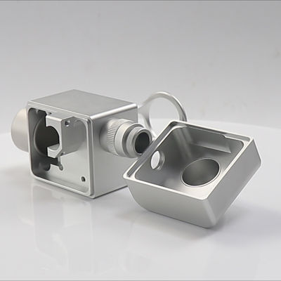 Многофункциональный металл CNC подвергая механической обработке алюминиевый изготовил изготовленное на заказ